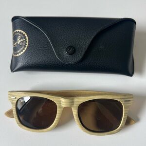 Ray-Ban Wayfarer Wooden Sunglasses. Excellent Condition